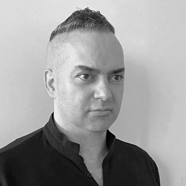 Навасардян Айк